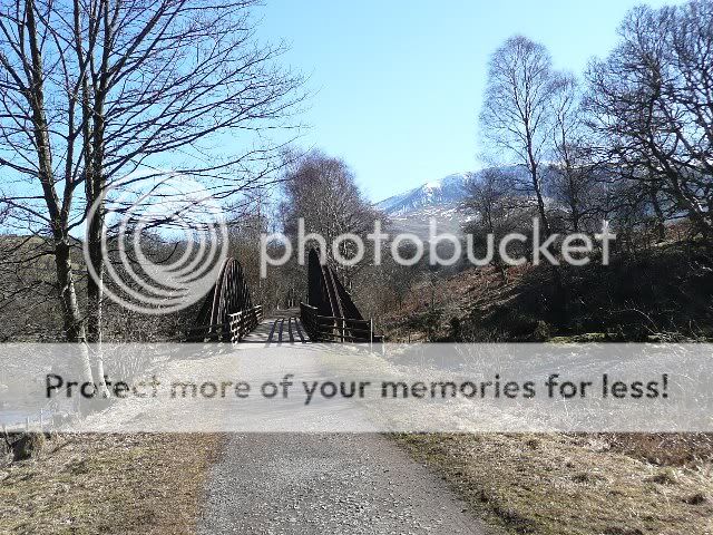 Old railway footpath
