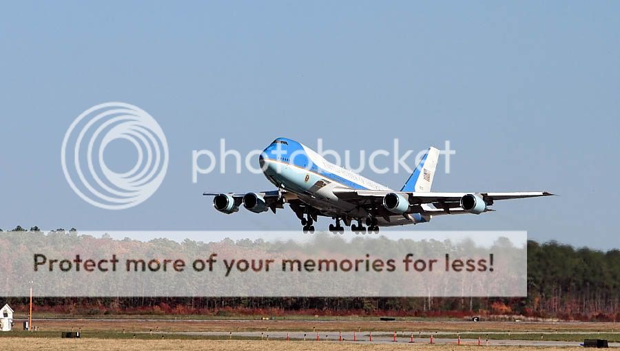 IMAGE: http://i747.photobucket.com/albums/xx117/Bytor_Photo2112/IMG_0877.jpg