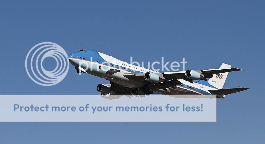 IMAGE: http://i747.photobucket.com/albums/xx117/Bytor_Photo2112/IMG_0895.jpg