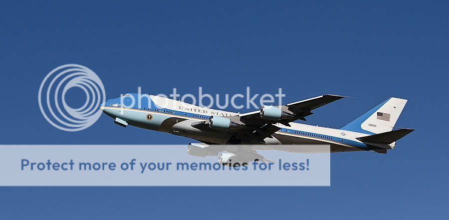 IMAGE: http://i747.photobucket.com/albums/xx117/Bytor_Photo2112/IMG_0908.jpg