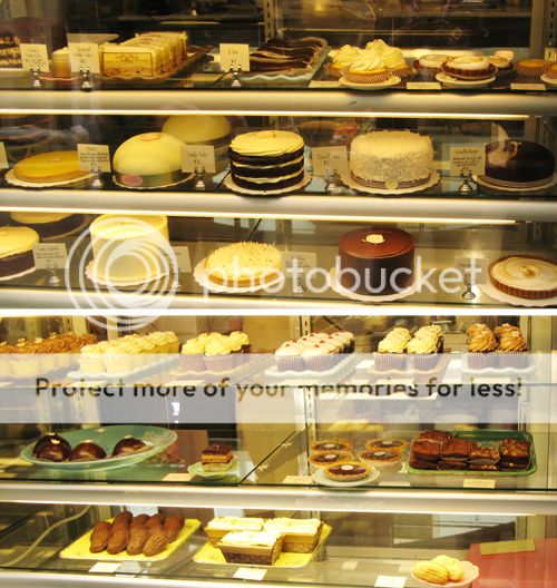cakecabinet.jpg?t=1281328092